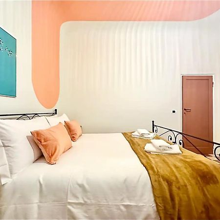 Raffaelli Rooms Travel Florence Close San Frediano Esterno foto