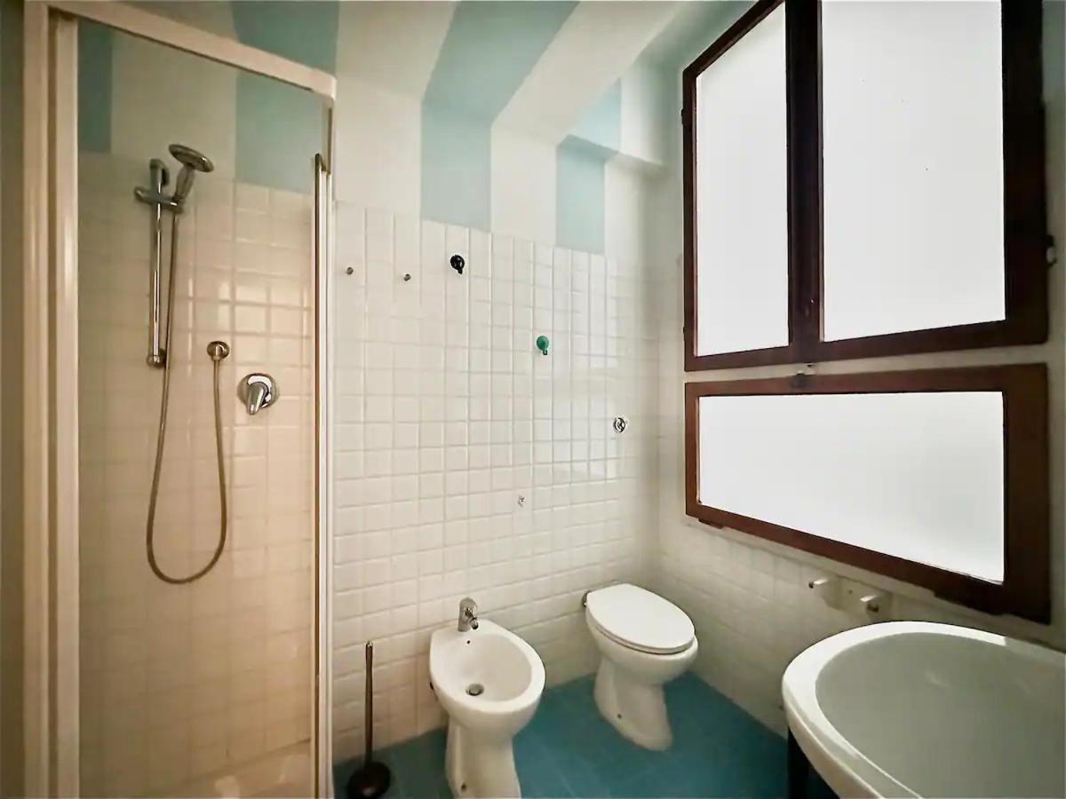 Raffaelli Rooms Travel Florence Close San Frediano Esterno foto