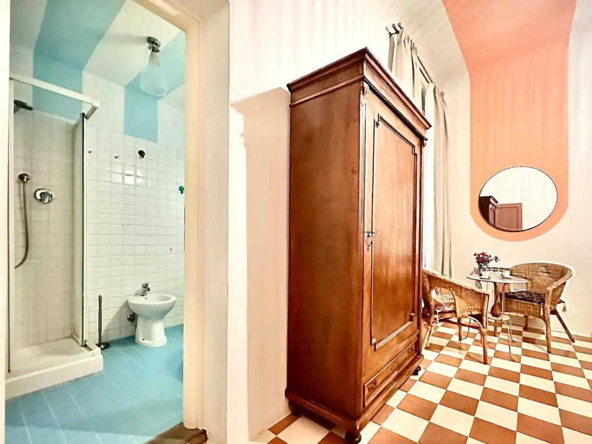 Raffaelli Rooms Travel Florence Close San Frediano Esterno foto